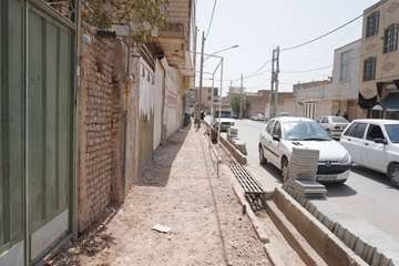 پیاده رو خیابان 16 متری خمینی شهر